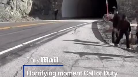 Aksident horror/ Vdes krijuesi i lojes se famshme online Call of Duty