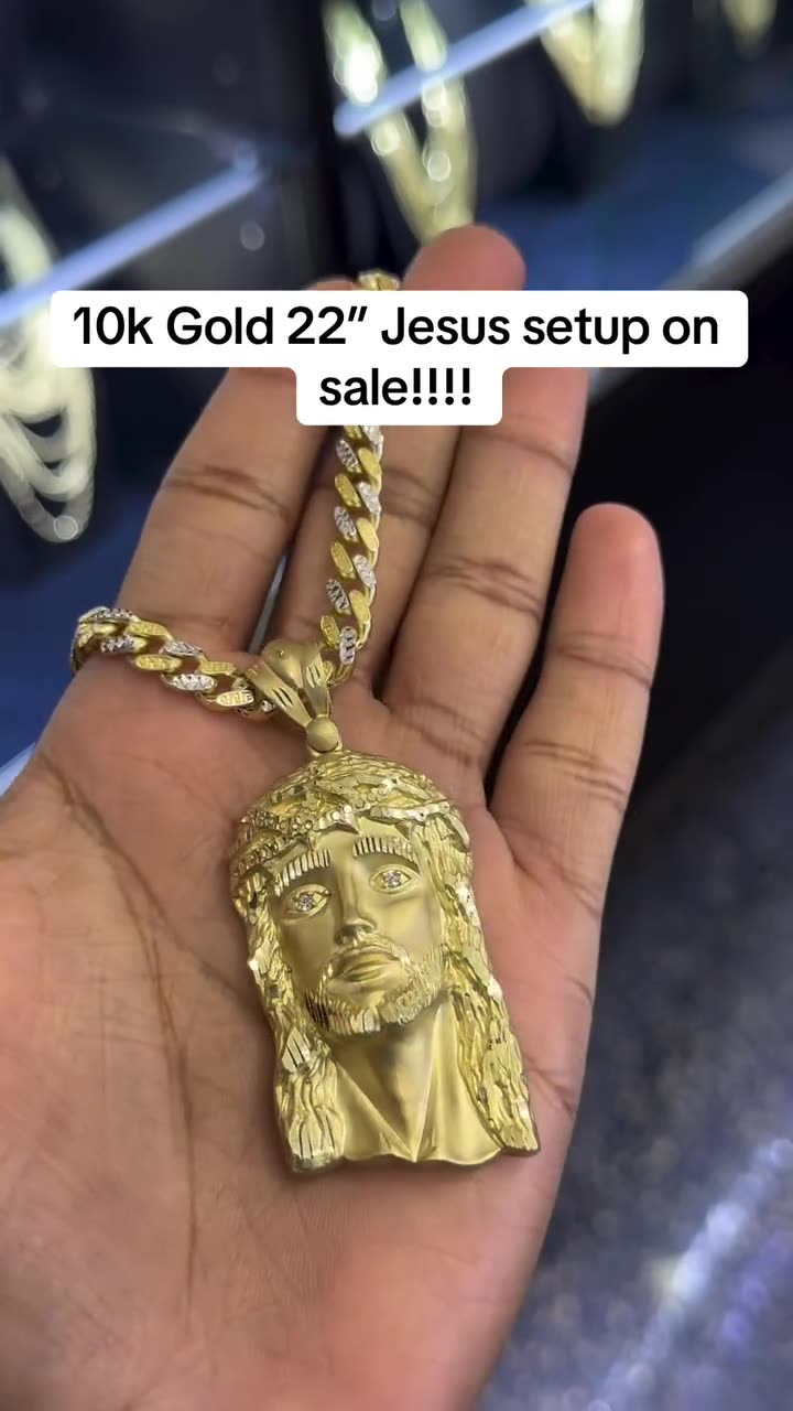 10k Gold 22” Chain & Jesus Pendant Setup