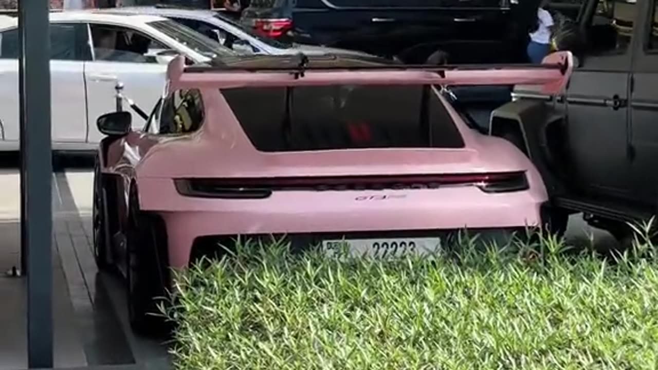 🛡️✨ Discover the AVANT-GARDE Features of this Luxury Hypercar! | LuxurySportsCars