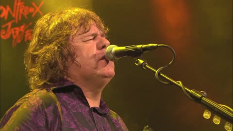 Over the Hills and Far Away - Gary Moore ((live)