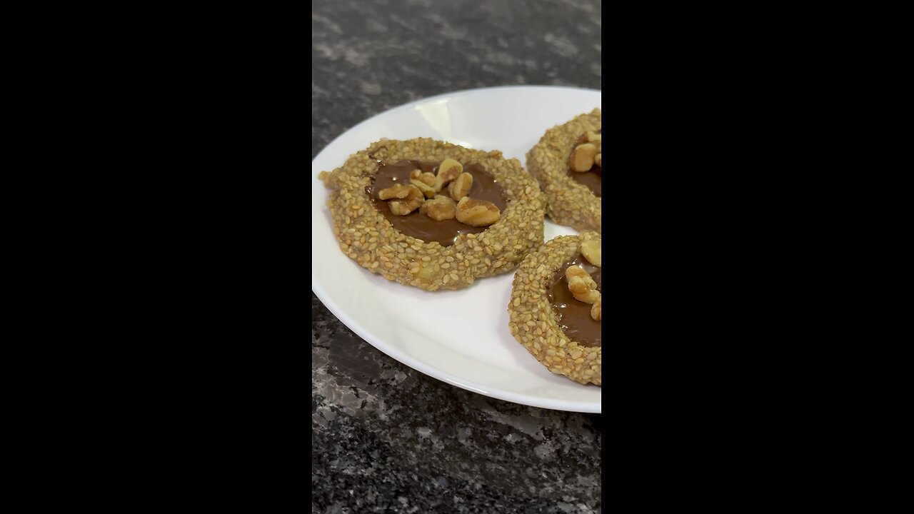 Healthy 2-Ingredient Cookies 🍪