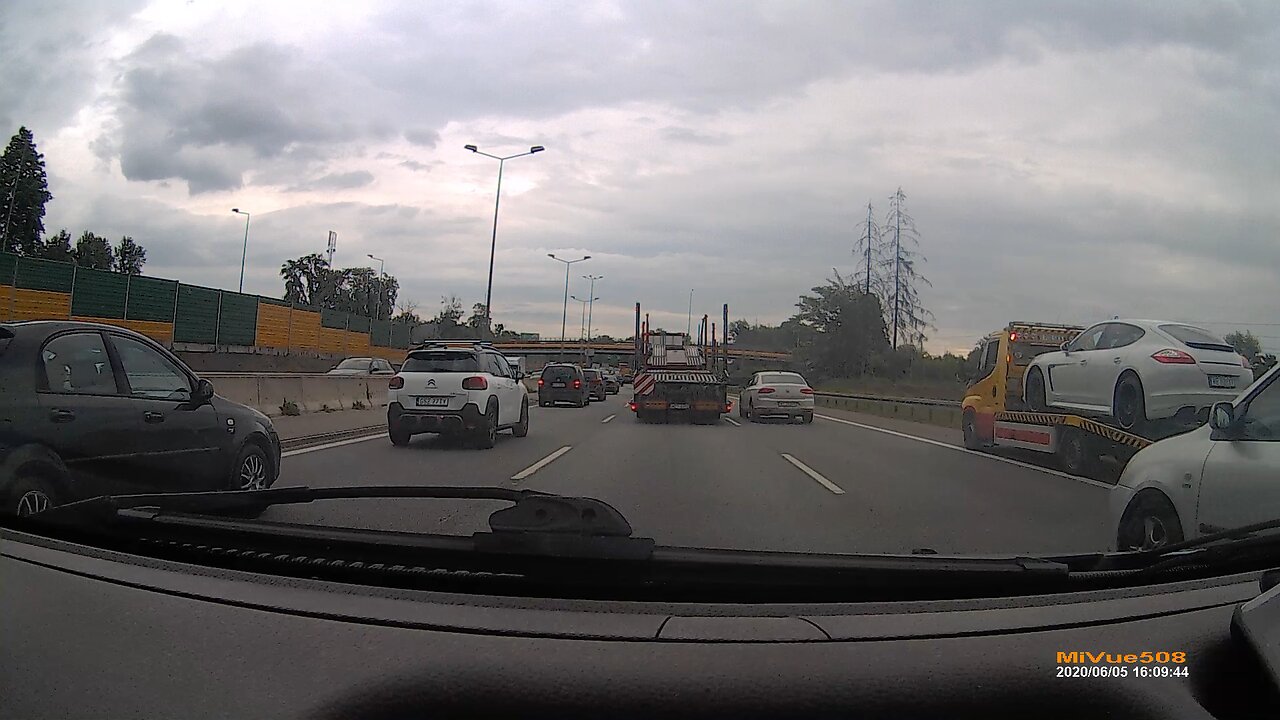 Pojazd prawie uprzywilejowany