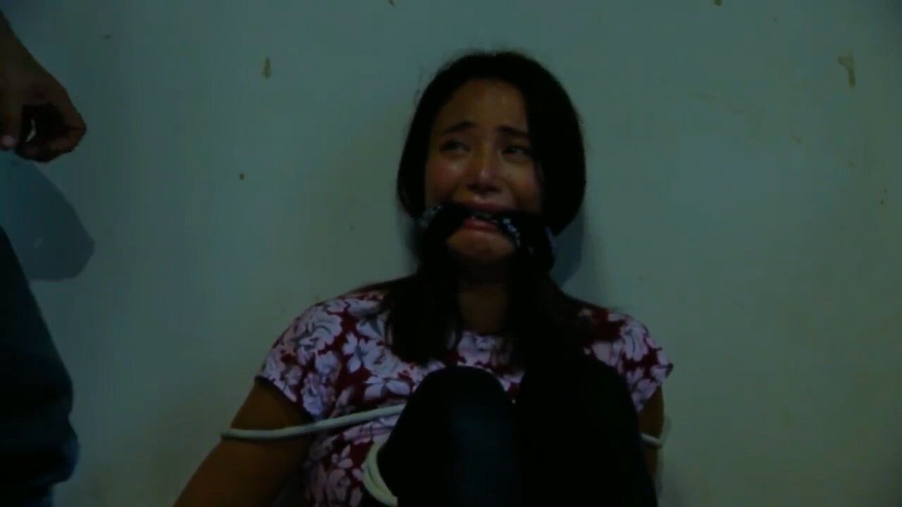 Prima Donnas (gagged)