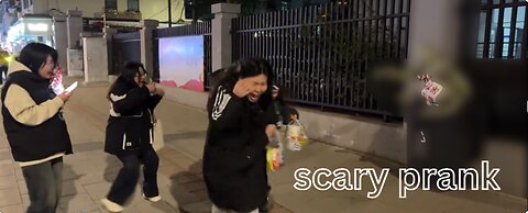 Scary Prank in CHINA!!!!!!