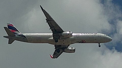 Airbus A321 PT-MXP coming from Manaus to Fortaleza