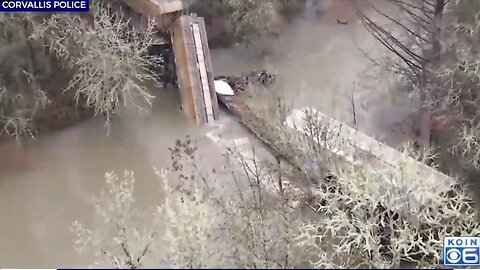 Railway Bridge Collapses in Oregon, Fallen Wagon CONTAMINATES River