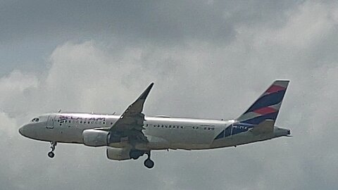 Airbus A320 PR-TYA coming from Brasília to Manaus