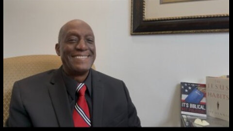 Democrats say “No Kings”. Republicans say “No Drag Queens!”