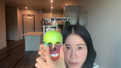 A Gentle Tip to Lift and Define Your Lower Eyelids | Koko Face Yoga