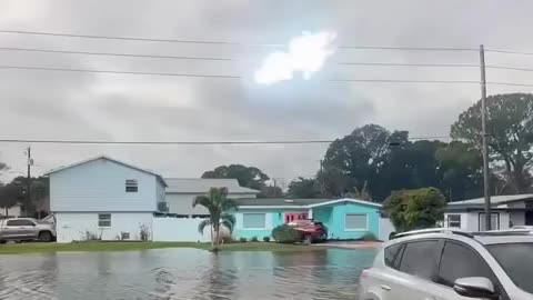 Electricity Arcing along power lines