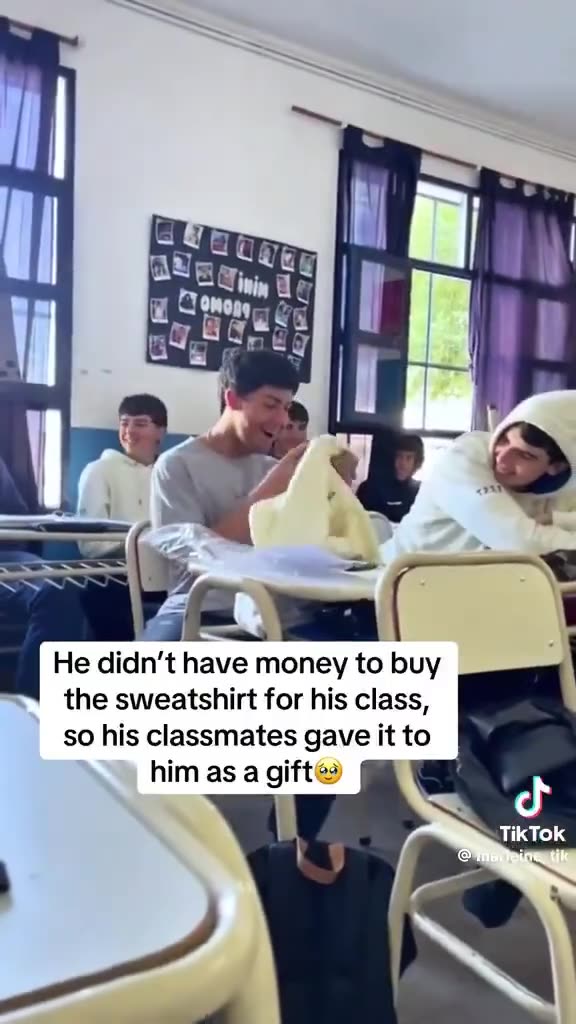 New generation of kids buy sweater