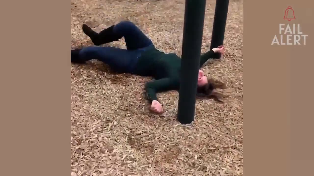 Funny Fails Compilation: People Failing