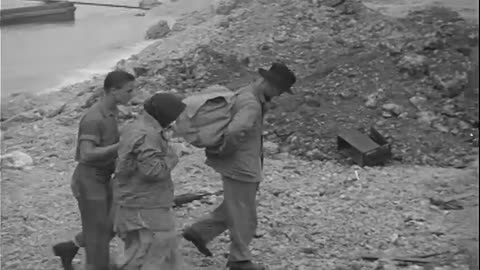 WESTWARD IS BATAAN, ... - WESTWARD IS BATAAN, INVASION DUTCH, NEW GUINEA ; SCENES AT N - 111-adc-737