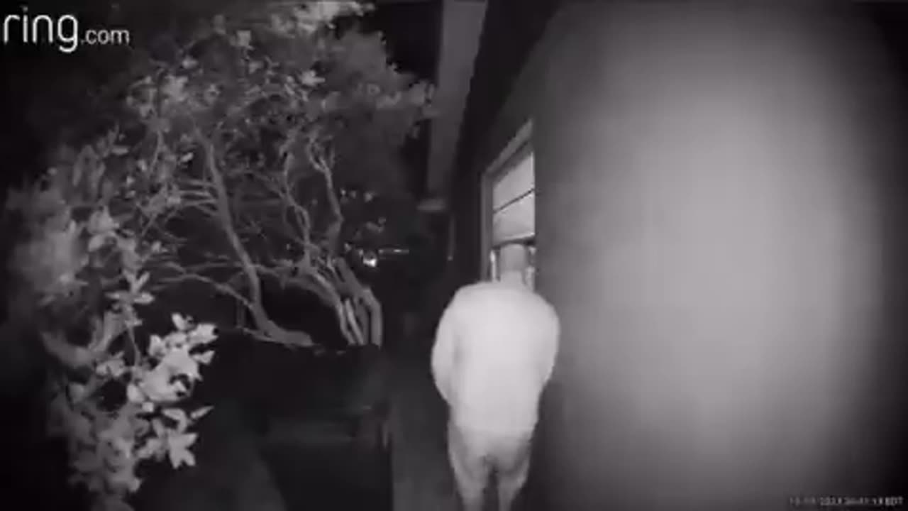 Child Predator Caught on Camera Trying to Break Into 6-Year-Old Girl's Window 😳🚨