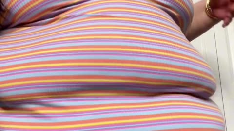 horizontal stripes only make a big body look SSBBW better. Just stating facts