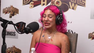 Nali Marie - I Was Performing Oral🤪 On A Guy And He Started Clapping👏👏 Which I Thought Was So Lame😒