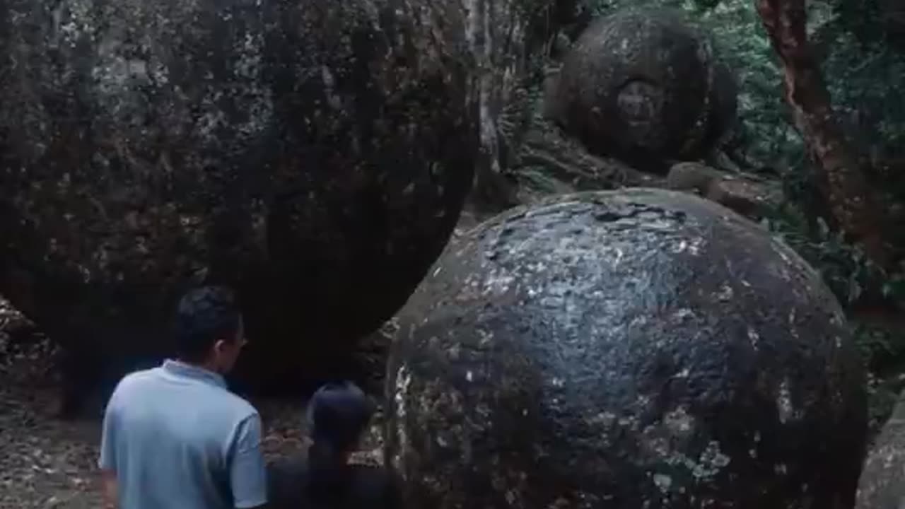 PERFECTLY CARVED GIANT BALLS FROM ANOTHER CIVILIZATION