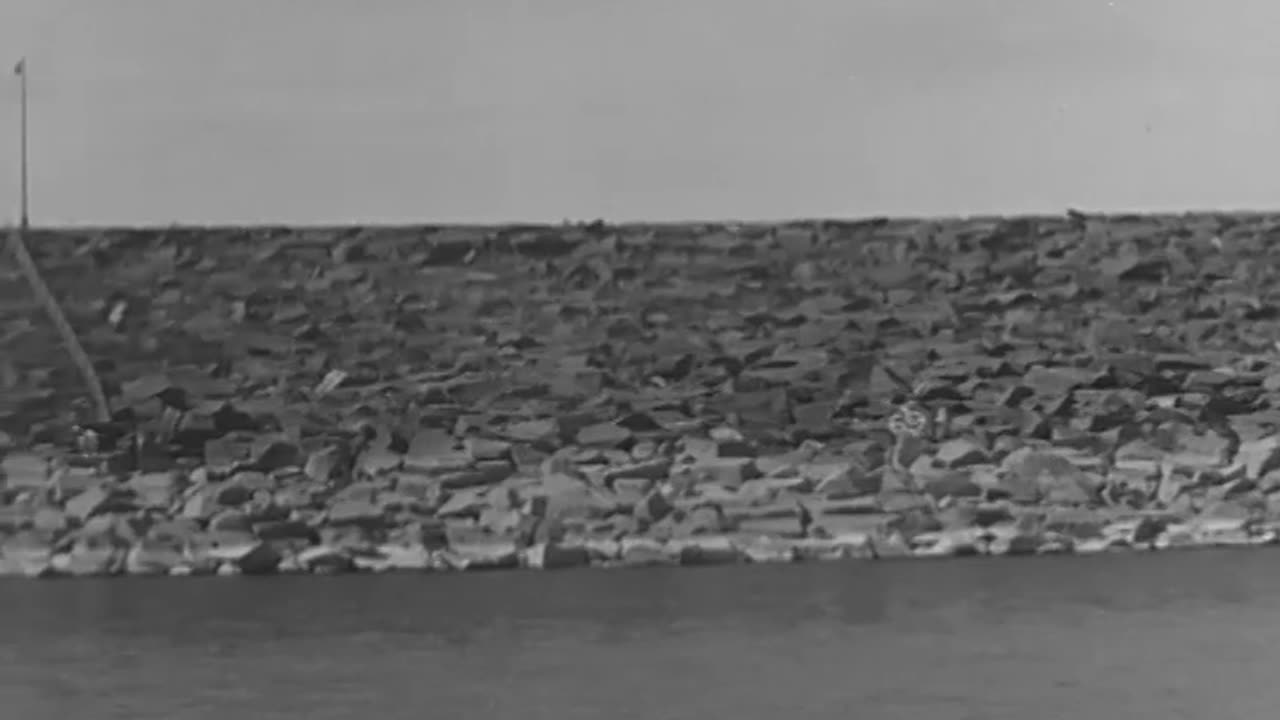 SELECTED SCENES FRO... - SELECTED SCENES FROM PEACETIME ACTIVITIES OF THE ARMED FORCE - 111-adc-7638