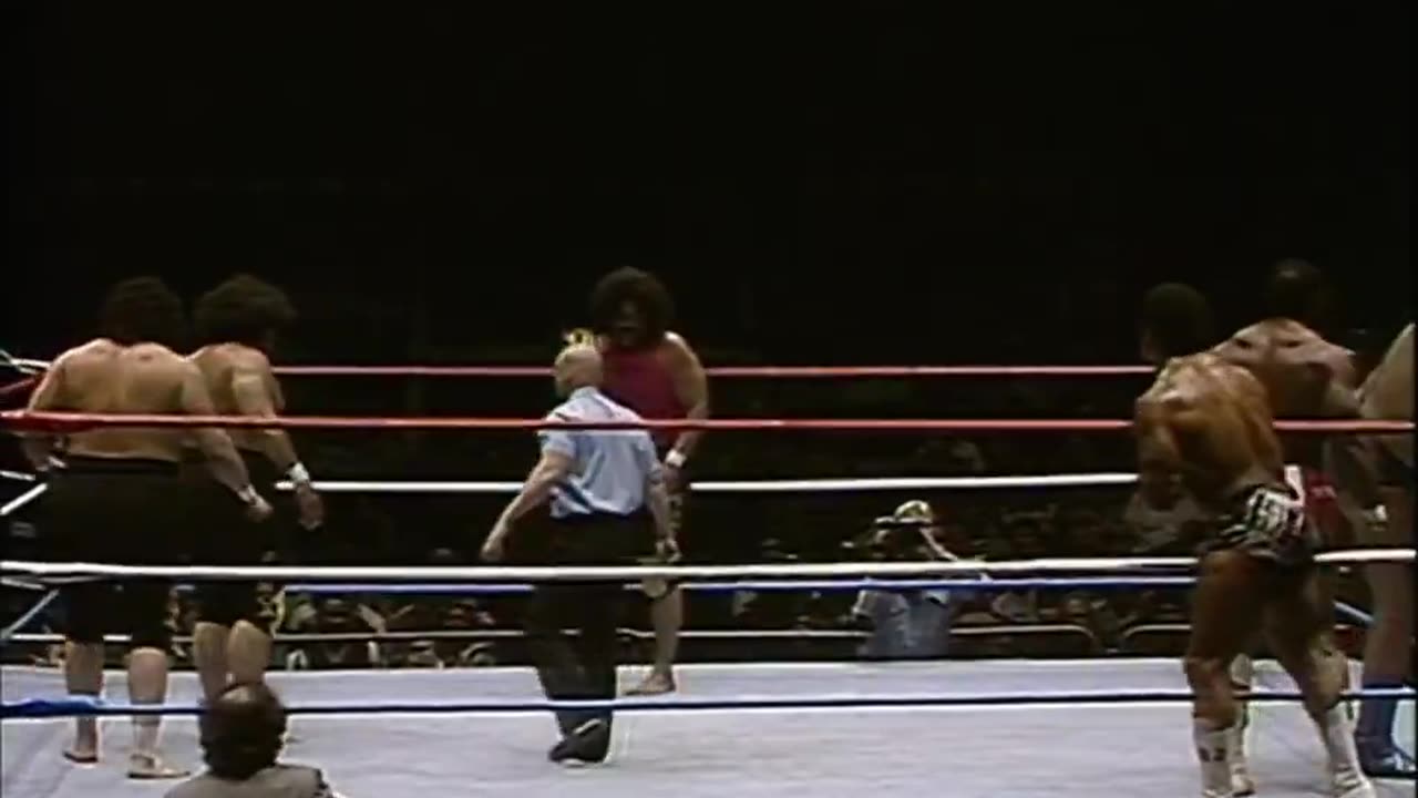 (1984.01.23) Andre The Giant, Rocky Johnson & Tony Atlas vs The Wild Samoans - WWF