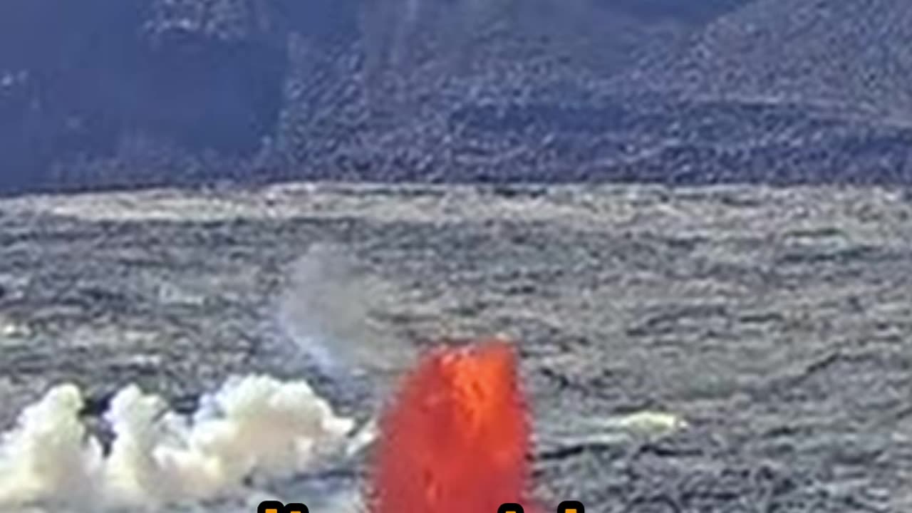 Kīlauea Eruption: First Lava Fountain #Volcano #Science