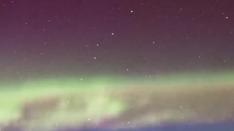 🔭✨ NASA Astronaut Captures Starlink Satellite 'Train' from Orbit! | FeedMyCuriosity