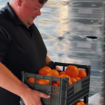 🚿 If you like machines then you will love our new orange washing machine!