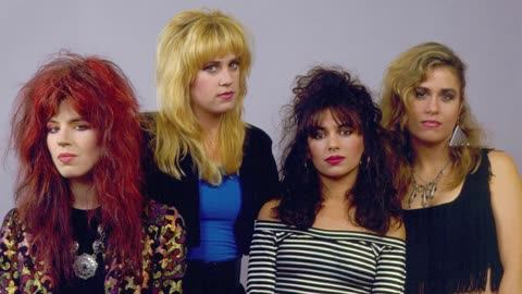 [1985] The Bangles - Walking Down Your Street