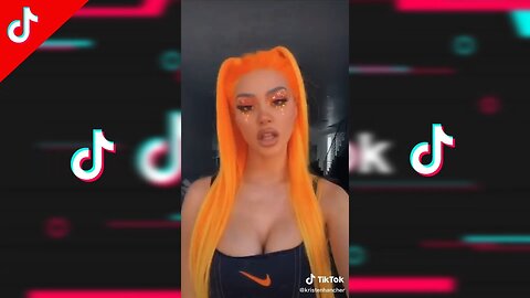 Kristen Hancher being EXTRA HOT and Sexy on TikTok 😍