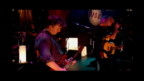 November 23, 2004 - Finn Brothers 'Won't Give In' & 'Weather With You' (Live)
