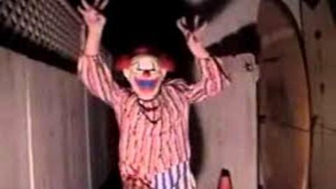 Scary Dancing Clown