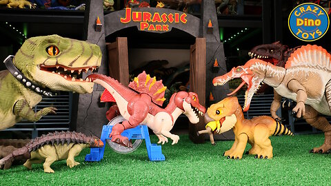 3 Jurassic World Rebirth Toys Unboxed 2025 Sprinting Spinosaurus Primal Protector Aquilops Dolores