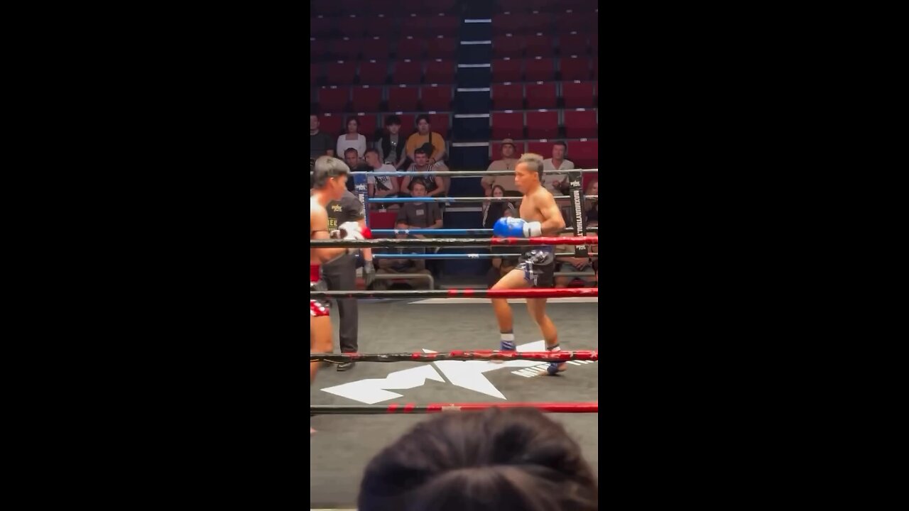 Huge Spinning Back Kick KO 💥