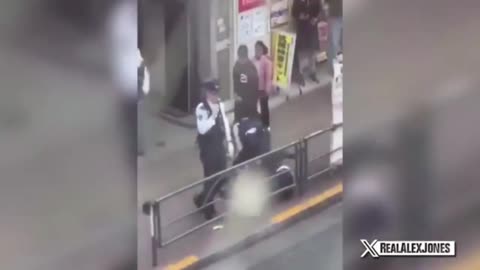 Inmigrantes Ilegales Retirados de Calles de Japón en Operación Rollo de Sushi