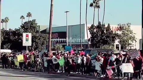 Mexican immigrants are protesting deportations in California