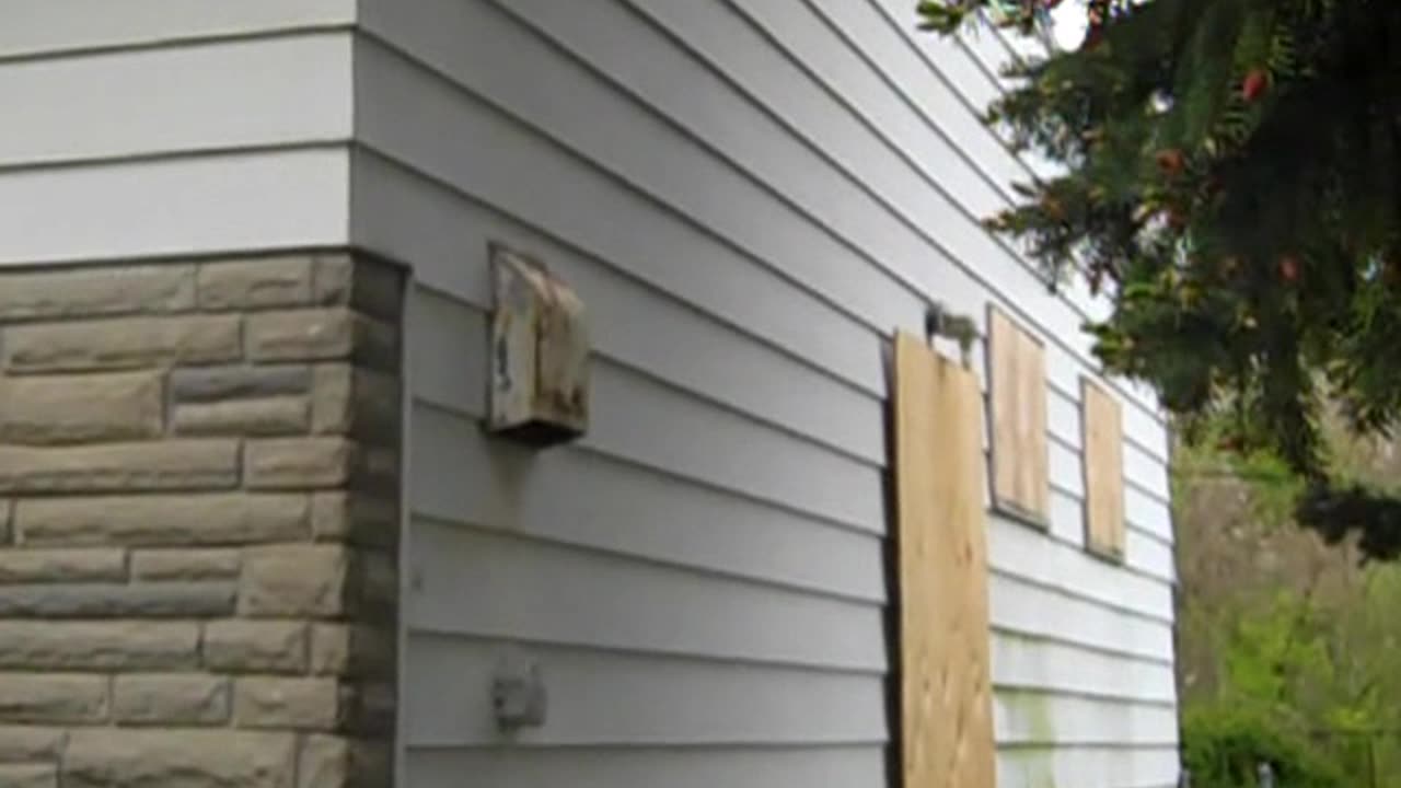 Fleming St for castlerock Reo in NewYork,, thesheashow.com