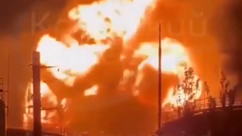 🌃💥 Ukraine Russia War | Oil Terminal Ablaze in Feodosia, Crimea | RCF