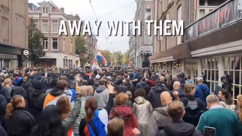 Dutch patriots en masse to stop the invasion of fake asylum seekers. Europeans
