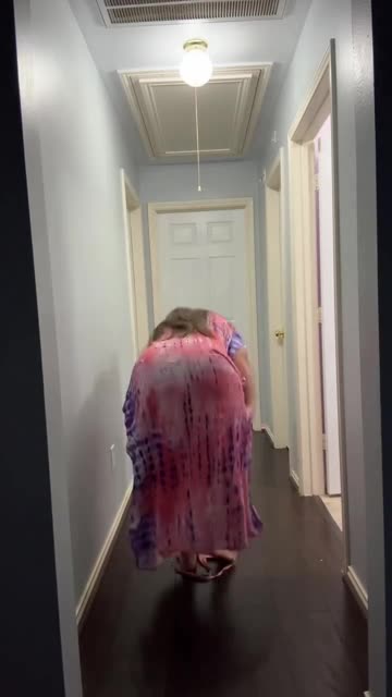 Take the plants off & make it clap.