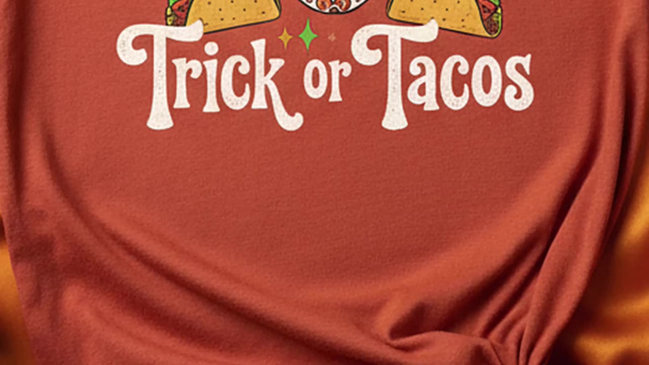 This Halloween shirt is for taco lovers only... dare to wear it? #TrickOrTacos #SpookyStyle