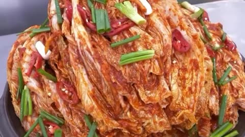 Why Is Shinchi Kimchi So Popular In Korea ?? 😱😱