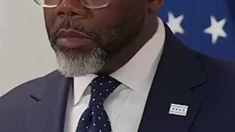 Diverse Chicago Mayor Brandon Johnson refuse to comment on his illegals killing American citizens