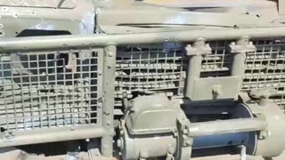A British "Land Rover Snatch