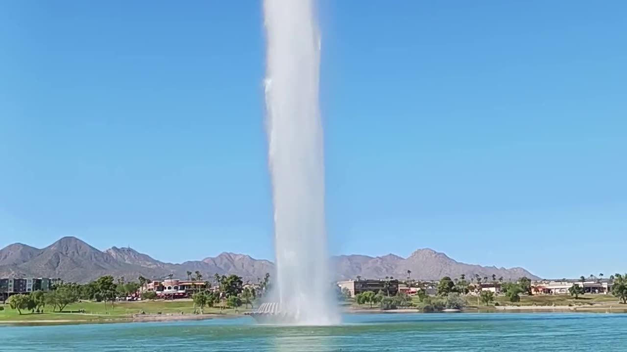 🤯✨ The Tallest Water Fountain in the World! | FeedMyCuriosity