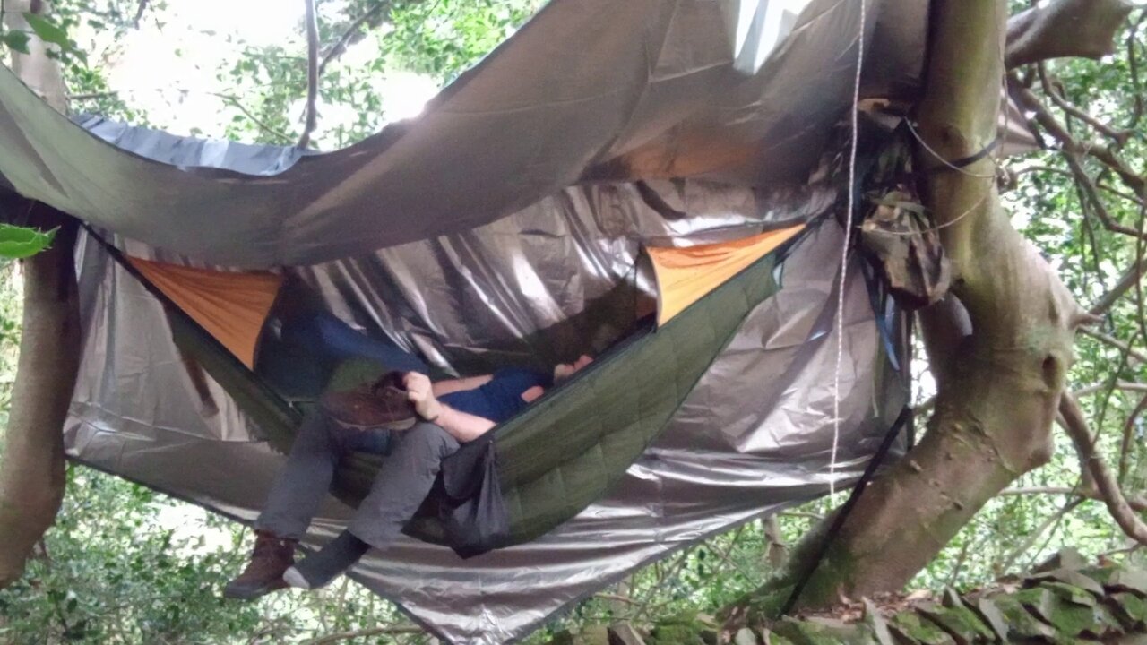 05, testing the hang of the hammock, chat ,