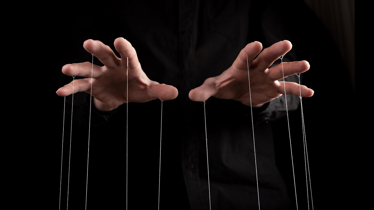 The Puppets of the Mass Media 🤖