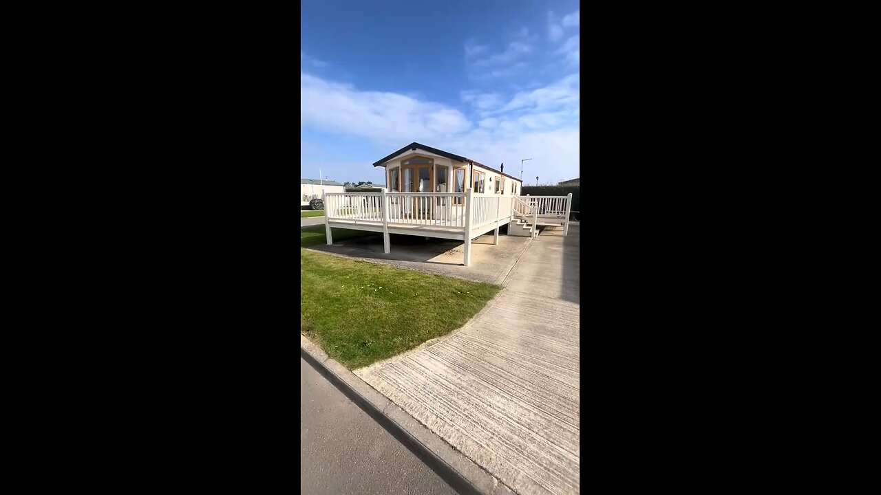 Take a look at this video what a beautiful caravan for sale in yorkshire skirlington holiday park