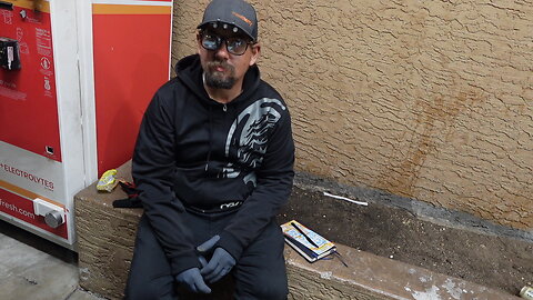 Nick is 41 and lost everything when loosing his wife 4 months ago to a brain tumor.