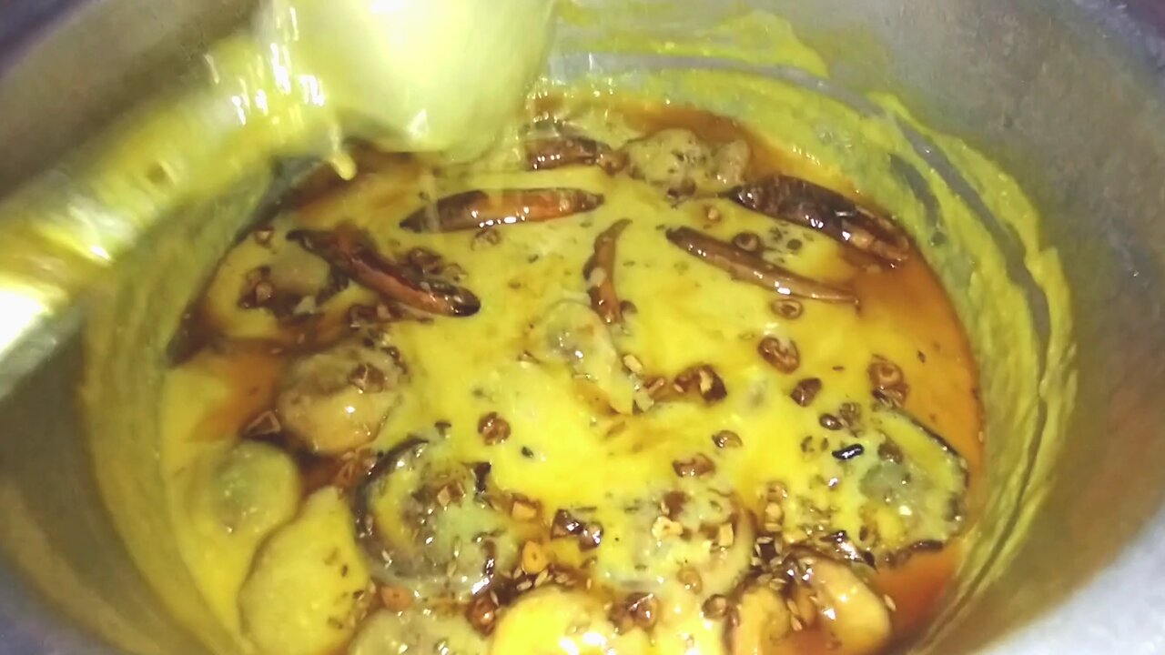 Authentic Karhi Pakoda Making | Food Vlog by Shahmeer