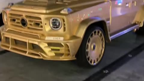 🏎️💨 The Most STUNNING Ferrari in Dubai! | LuxurySportsCars