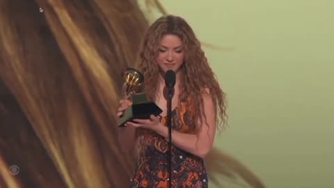 Shakira dedicates her Grammy win to immigrants calling them “all my immigrant